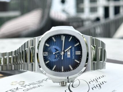Patek Philippe Nautilus 5726 Replica 11 PPF Mat Xanh 40 1 768x576 1
