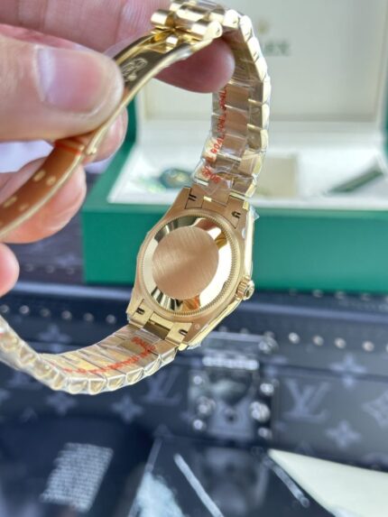 Dong Ho Rolex DateJust 278288 Replica 11 Nu Mat So Hoa Tiet Hoa Xanh Oliu 31mm 4 768x1024 1