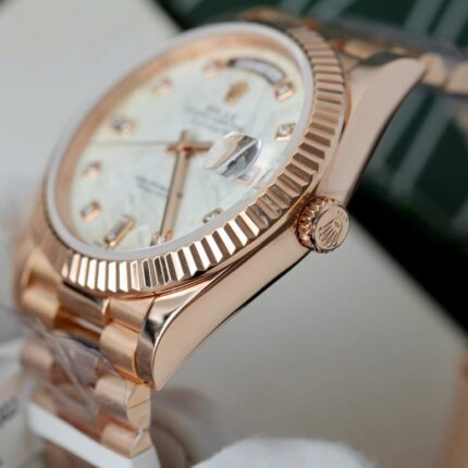 Dong Ho Rolex Day Date Che Tac Boc Vang Hong Mat Thien Thach Coc So Moissanite 40mm 11 768x768 1