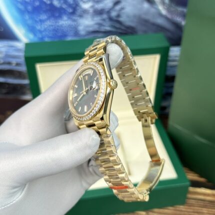 Dong Ho Rolex Day Date Fake 11 Mat Xa Cu Dinh Da Nha May BP 40mm 4 768x768 1