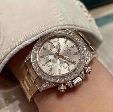 Dong Ho Rolex Daytona 126595TBR Che Tac Boc Vang Dinh Kim Cuong Moissanite Baguette 40mm 8 768x767 1